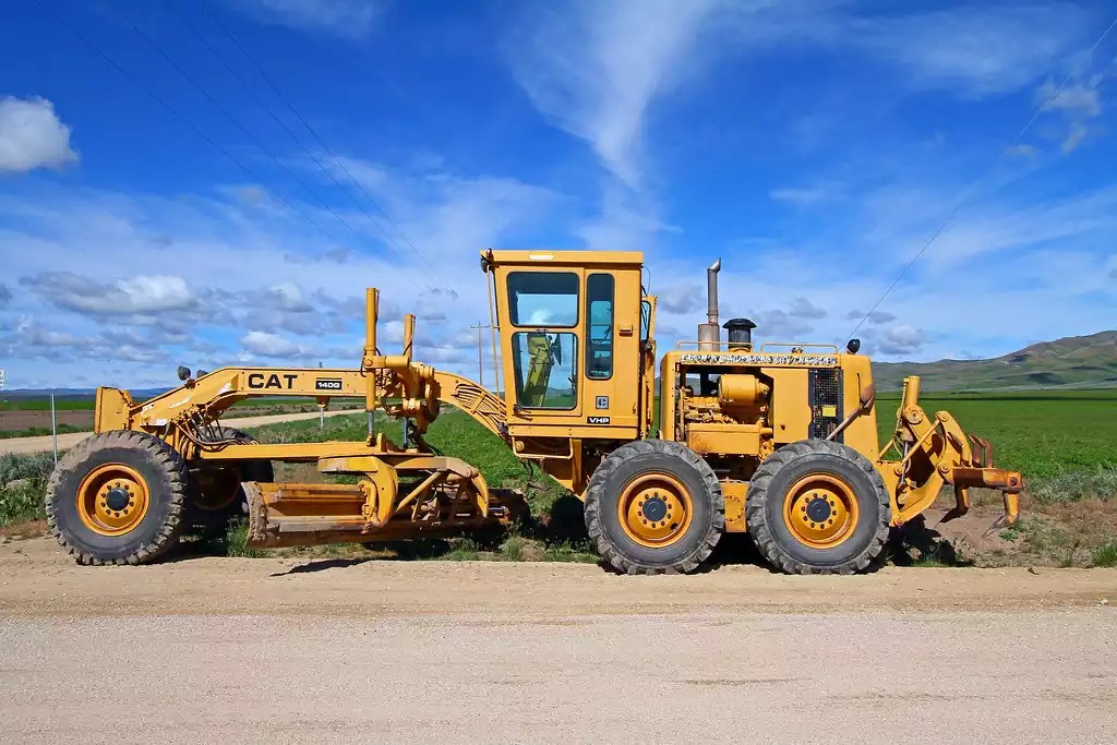 گریدر-کاترپیلار-140G-5